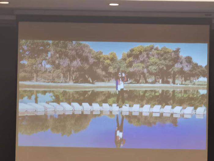 綿陽(yáng)中旅行假日旅行社舉行胡楊林、南疆專(zhuān)列推薦會(huì )